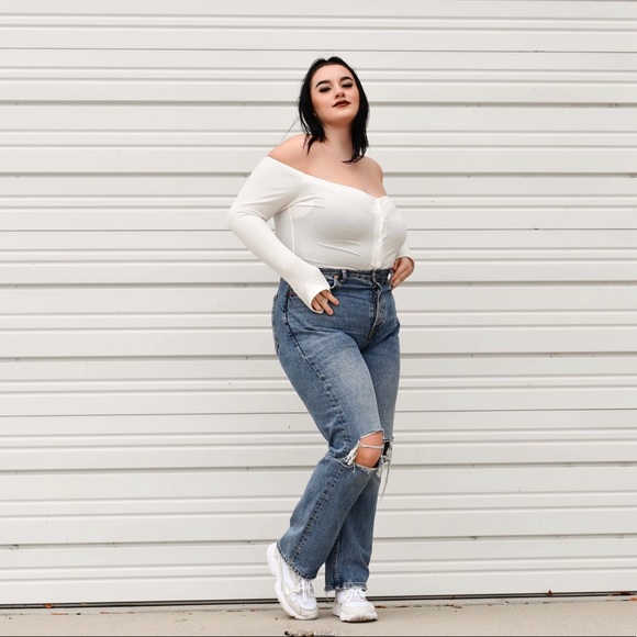 Fashion Nova Tops - White body suit